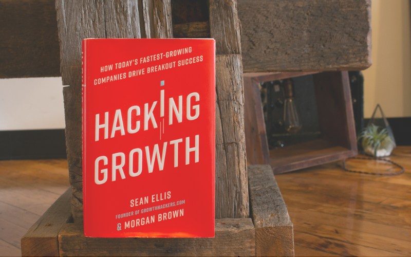 Quyển sách Growth Hacking được ưa chuộng rộng rãi